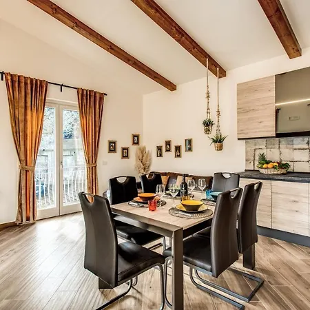 Dom wakacyjny Chez Marie' - Modern In Countryside