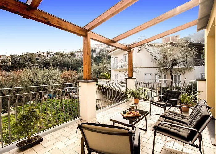 Chez Marie' - Modern In Countryside Holiday home Sorrento