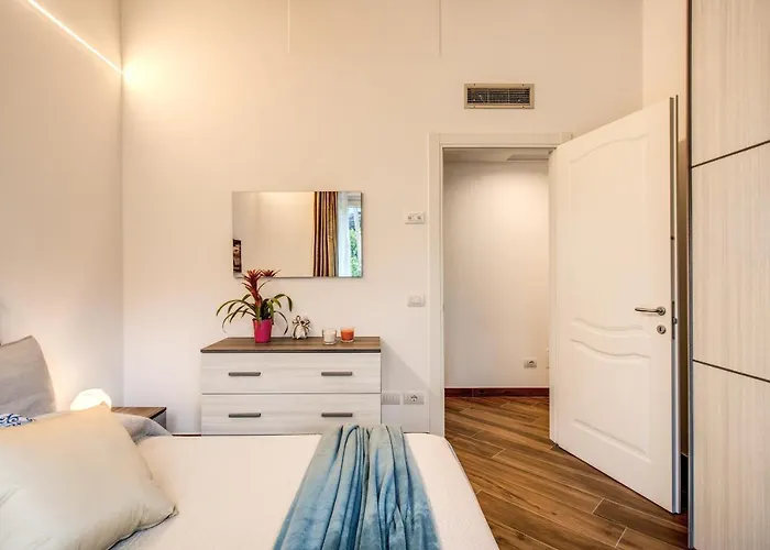 Chez Marie' - Modern In Countryside Holiday home Sorrento