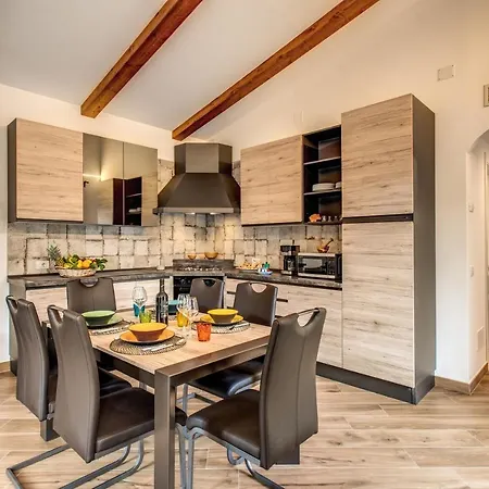 Chez Marie' - Modern In Countryside *