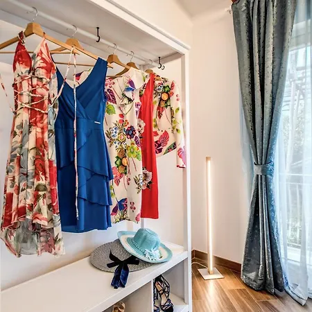 Chez Marie' - Modern In Countryside